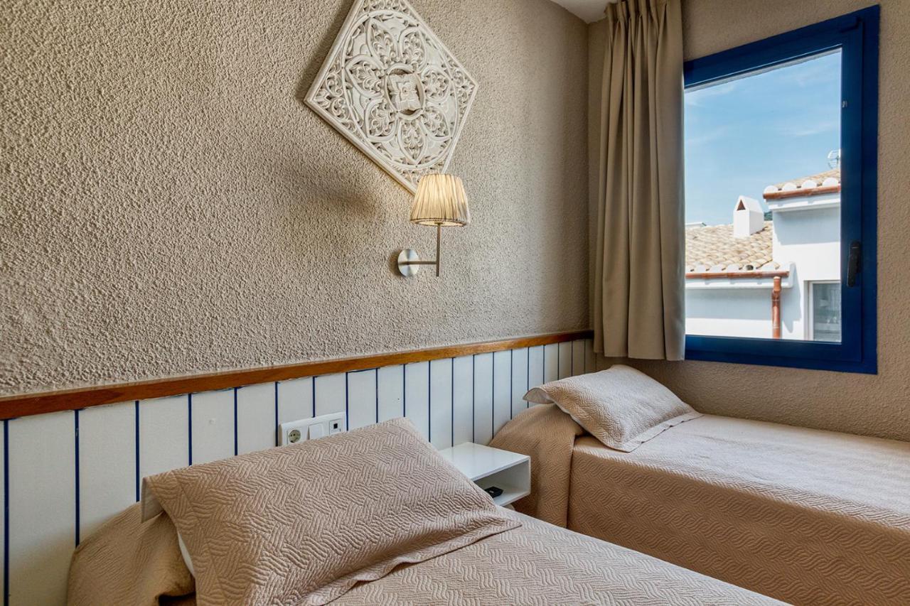 La Fonda Bed & Breakfast Cadaques Ngoại thất bức ảnh