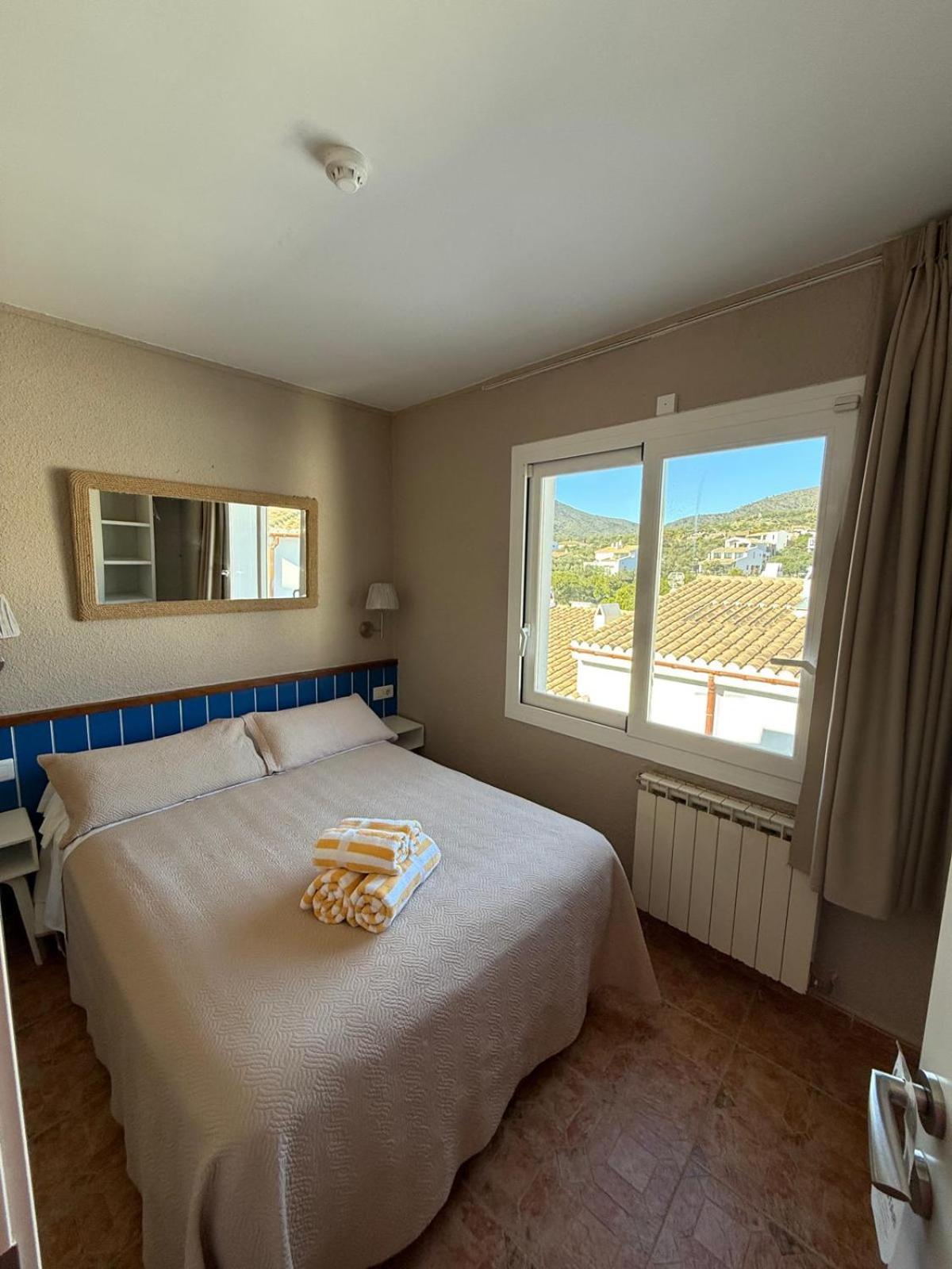 La Fonda Bed & Breakfast Cadaques Ngoại thất bức ảnh