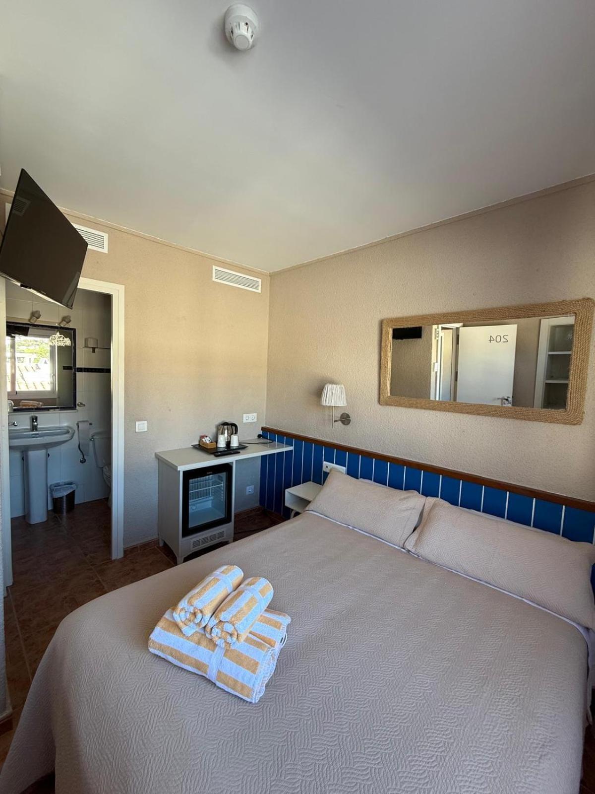 La Fonda Bed & Breakfast Cadaques Ngoại thất bức ảnh