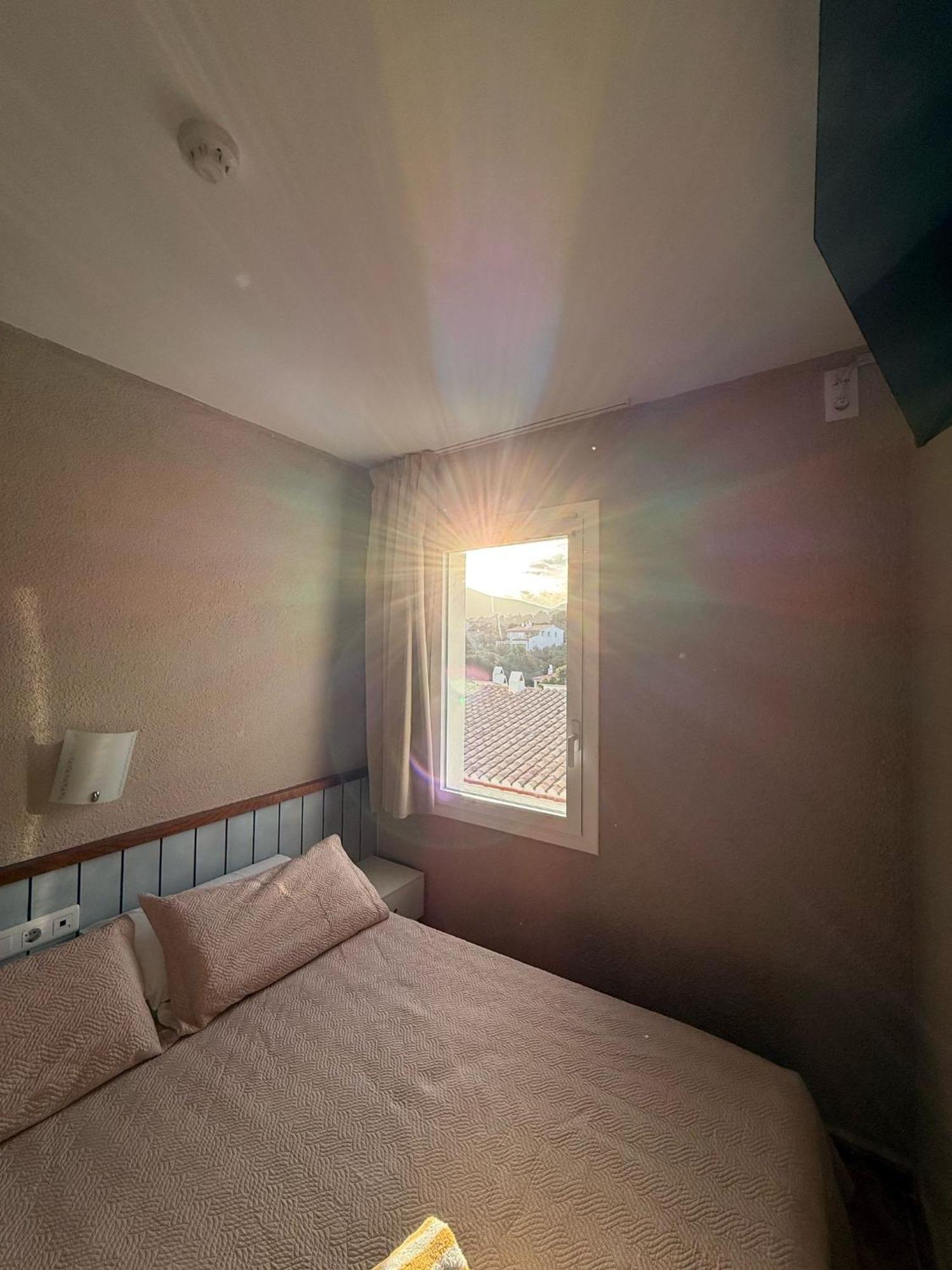 La Fonda Bed & Breakfast Cadaques Ngoại thất bức ảnh